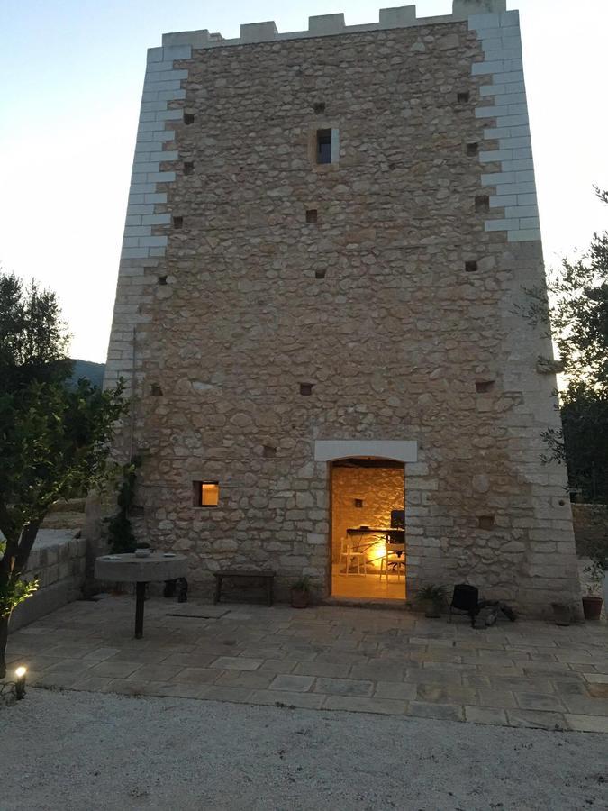 Hotel Torre Santamaria Resort Mattinata Exterior foto